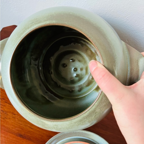 Frankoma 4w Prairie Green Casserole Bean Crock Pot With Lid - Picture 8 of 12